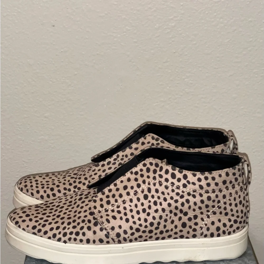 DV by Dolce Vita Animal Print Laceless Slip On Shoes, Size 8